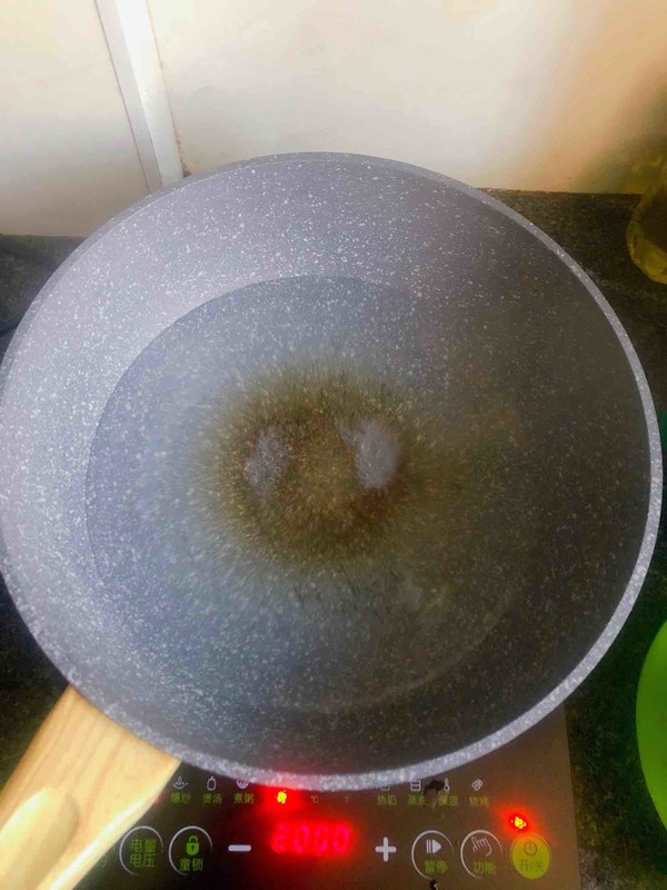 手撕茄子的做法-醬香味拌菜譜-易網健康養生網 手撕茄子的做法-醬香味拌菜譜