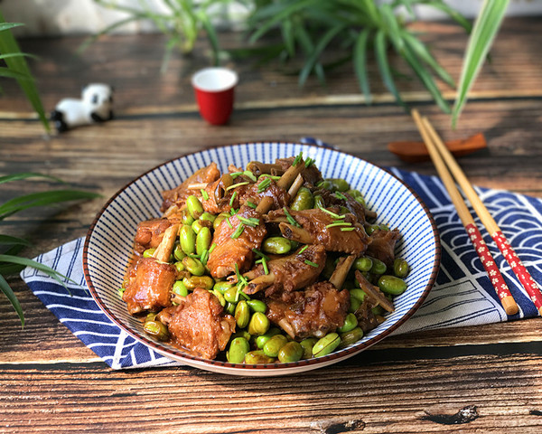 毛豆燒鴨翅的做法-家常味燒菜譜-易網健康養生網 毛豆燒鴨翅的做法-家常味燒菜譜