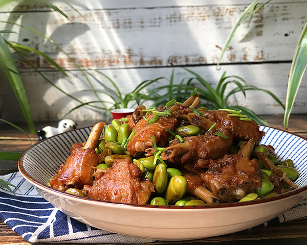 毛豆燒鴨翅的做法-家常味燒菜譜-易網健康養生網 毛豆燒鴨翅的做法-家常味燒菜譜