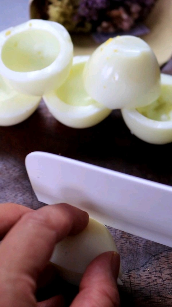 魚糕沙拉雞蛋杯的做法-酸辣味拌菜譜-易網健康養生網 魚糕沙拉雞蛋杯的做法-酸辣味拌菜譜