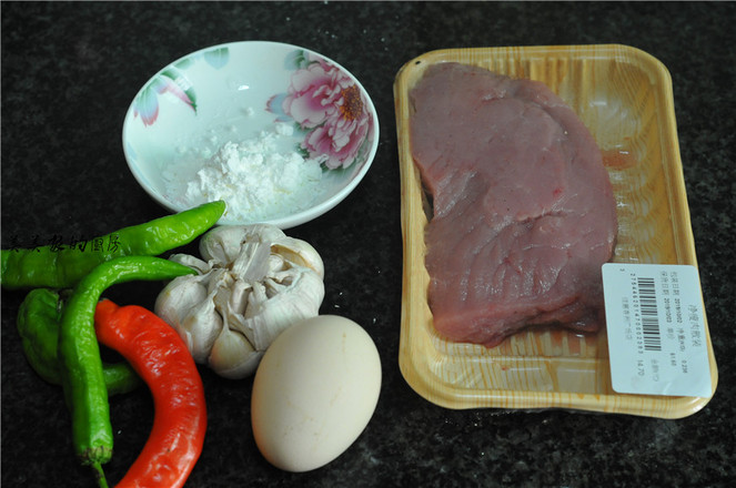 蒜爆肉片的做法-家常味炒菜譜-易網<a href=http://www.jsjjzhkt.cn/ target=_blank class=infotextkey>健康養生</a>網 蒜爆肉片的做法-家常味炒菜譜