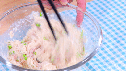 香煎藕糕 寶寶輔食食譜的做法-家常味烙菜譜-易網(wǎng)健康養(yǎng)生網(wǎng) 香煎藕糕 寶寶輔食食譜的做法-家常味烙菜譜