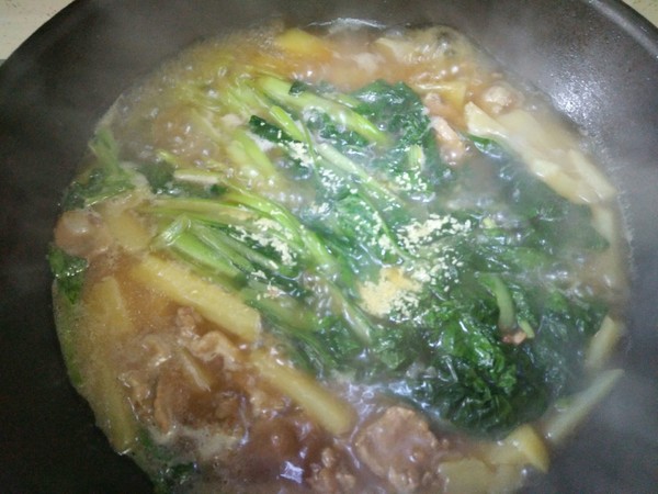 小白菜燉土豆的做法-咸鮮味燉菜譜-易網健康養生網 小白菜燉土豆的做法-咸鮮味燉菜譜