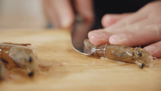 橄欖油油爆蝦【孔老師教做菜】的做法-酸甜味炸菜譜-易網健康養生網 橄欖油油爆蝦【孔老師教做菜】的做法-酸甜味炸菜譜