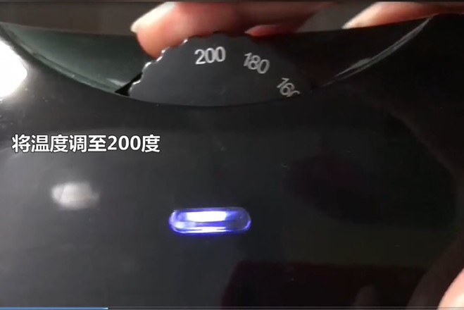 蜜汁奧爾良烤雞翅根的做法-香辣味烤菜譜