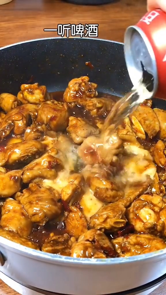 雞公煲的做法-咸鮮味燉菜譜-易網(wǎng)健康養(yǎng)生網(wǎng) 雞公煲的做法-咸鮮味燉菜譜