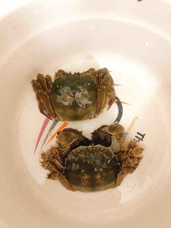 螃蟹炒年糕的做法-咸鮮味炒菜譜-易網<a href=http://www.jsjjzhkt.cn/ target=_blank class=infotextkey>健康養生</a>網 螃蟹炒年糕的做法-咸鮮味炒菜譜