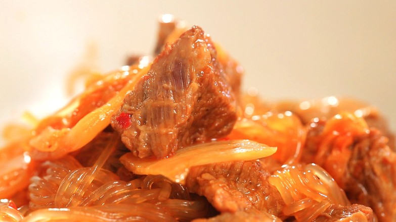 酸菜牛肉燉粉條的做法-家常味燉菜譜