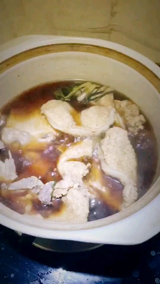 鹵大排的做法-家常味煮菜譜-易網健康養生網 鹵大排的做法-家常味煮菜譜