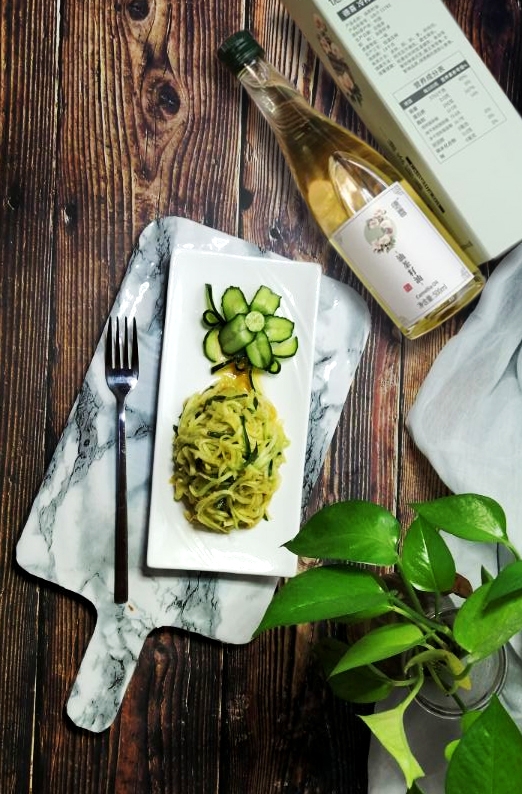 涼拌芥蘭的做法-咸鮮味拌菜譜-易網(wǎng)健康養(yǎng)生網(wǎng) 涼拌芥蘭的做法-咸鮮味拌菜譜