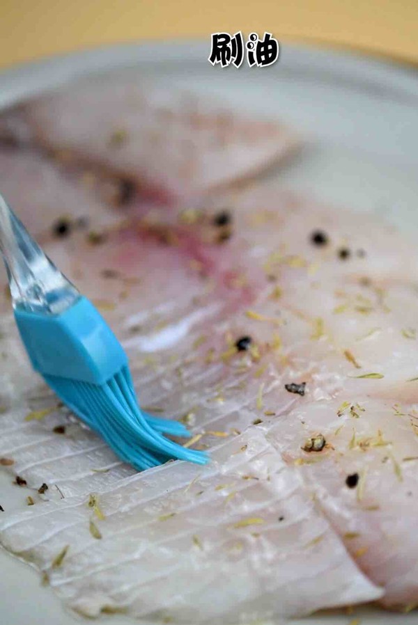 減肥餐～香煎鯛魚的做法-咸鮮味煎菜譜