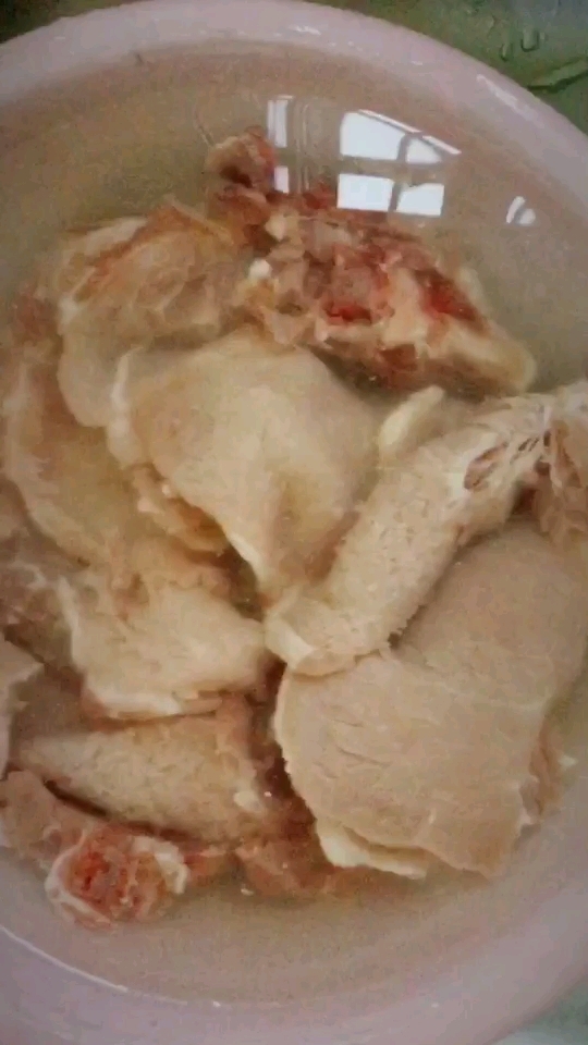 鹵大排的做法-家常味煮菜譜-易網<a href=http://www.jsjjzhkt.cn/ target=_blank class=infotextkey>健康養生</a>網 鹵大排的做法-家常味煮菜譜