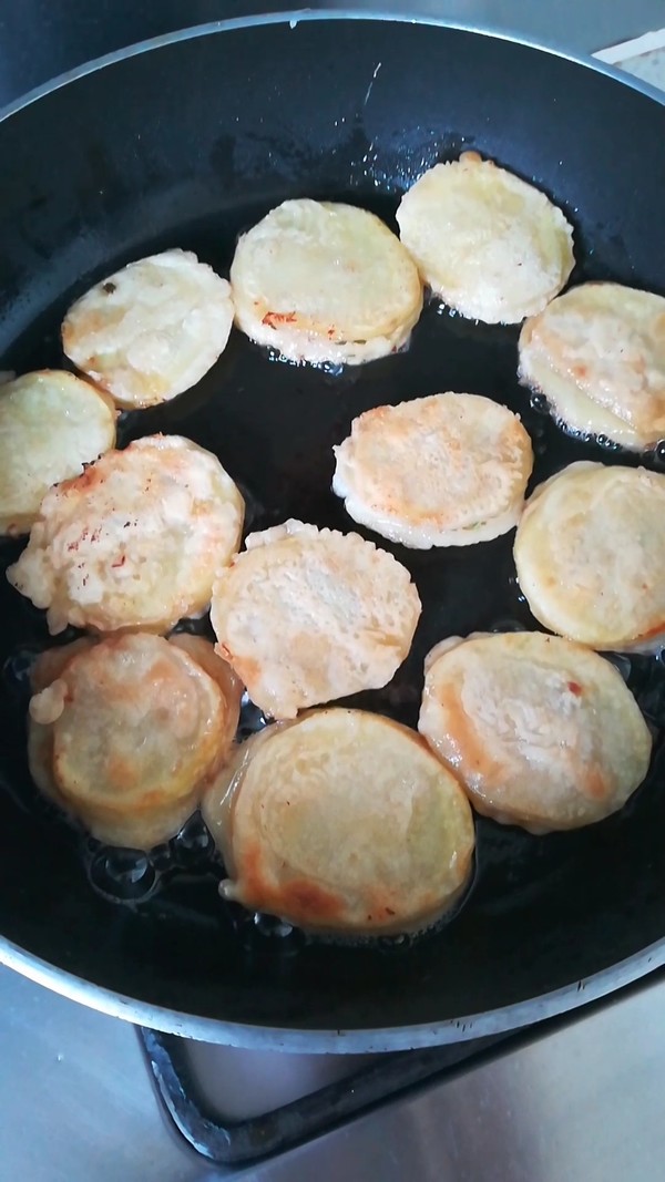 香煎土豆盒的做法-咸鮮味煎菜譜