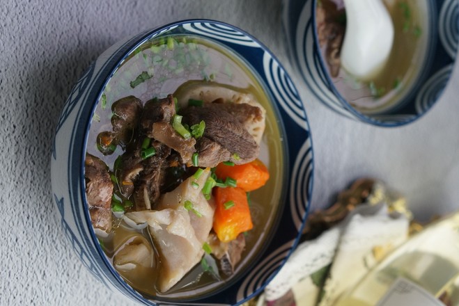 茶油蓮藕鴨湯的做法-家常味燉菜譜-易網(wǎng)健康養(yǎng)生網(wǎng) 茶油蓮藕鴨湯的做法-家常味燉菜譜