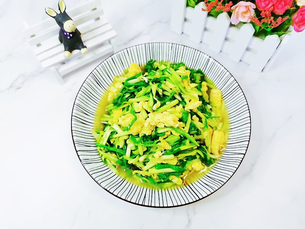 蒜苗炒雞蛋的做法-咸鮮味炒菜譜