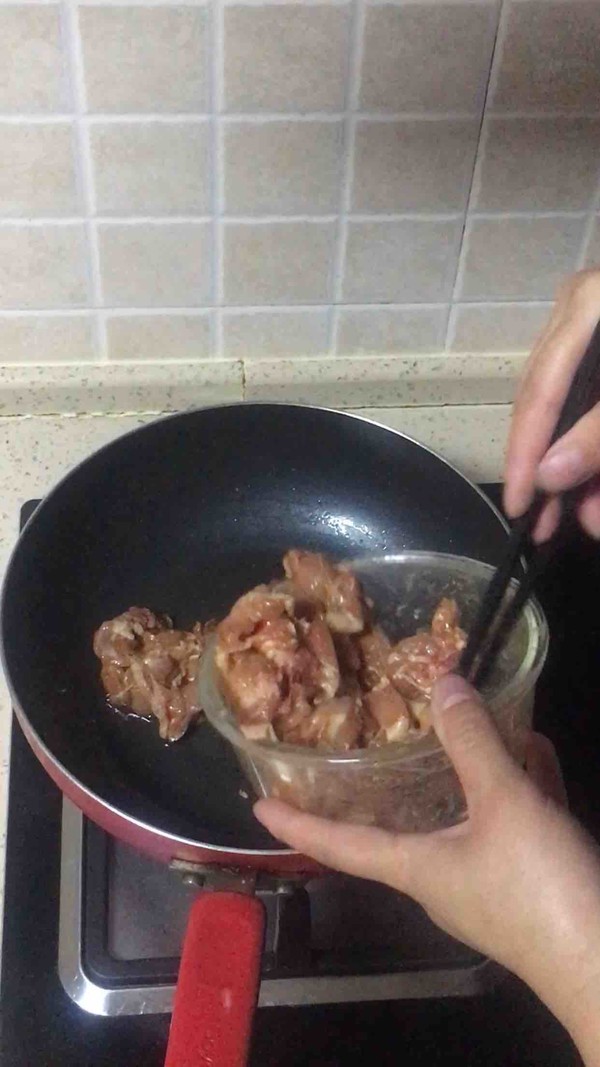 油茶籽油炒雞的做法-香辣味炒菜譜-易網健康養生網 油茶籽油炒雞的做法-香辣味炒菜譜