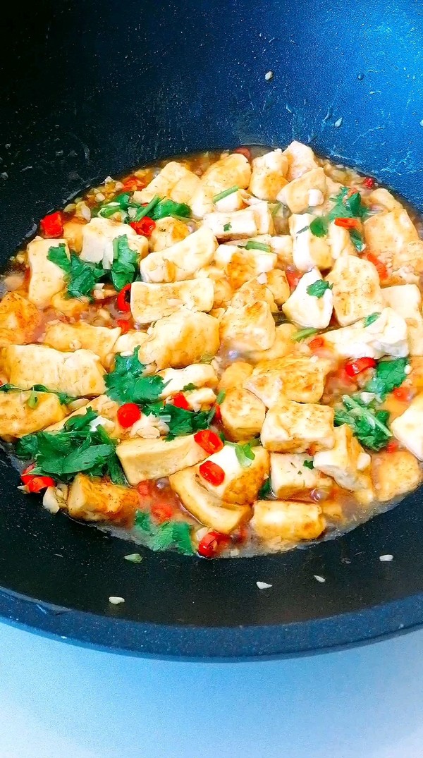 蒜香豆腐的做法-香辣味燒菜譜-易網健康養生網 蒜香豆腐的做法-香辣味燒菜譜