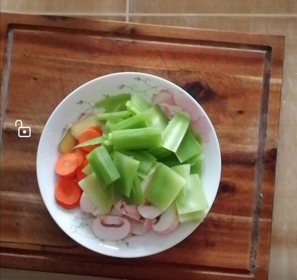 油茶籽油炒三鮮的做法-咸鮮味炒菜譜-易網健康養生網 油茶籽油炒三鮮的做法-咸鮮味炒菜譜