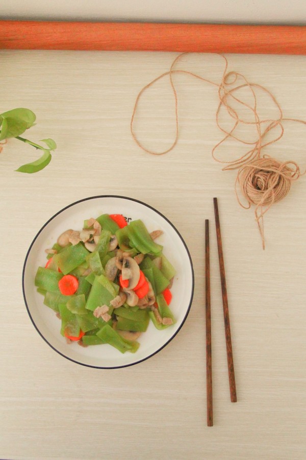 油茶籽油炒三鮮的做法-咸鮮味炒菜譜-易網健康養生網 油茶籽油炒三鮮的做法-咸鮮味炒菜譜