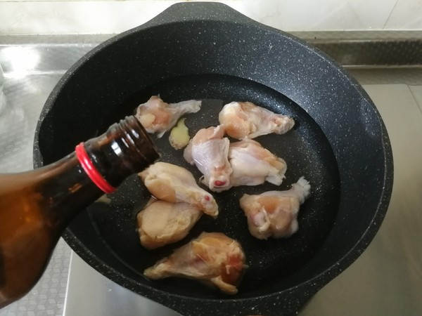 紅燒雞翅根的做法-咸鮮味燉菜譜