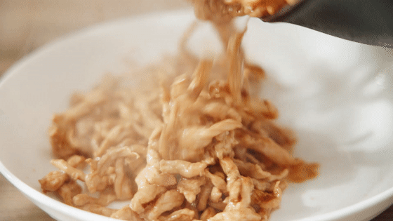 京醬肉絲【孔老師教做菜】的做法-家常味炒菜譜-易網(wǎng)健康養(yǎng)生網(wǎng) 京醬肉絲【孔老師教做菜】的做法-家常味炒菜譜