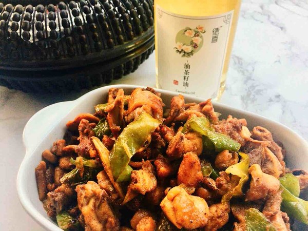 青椒炒雞的做法-咸鮮味炒菜譜