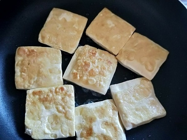 家常豆腐的做法-家常味煮菜譜-易網健康養生網 家常豆腐的做法-家常味煮菜譜