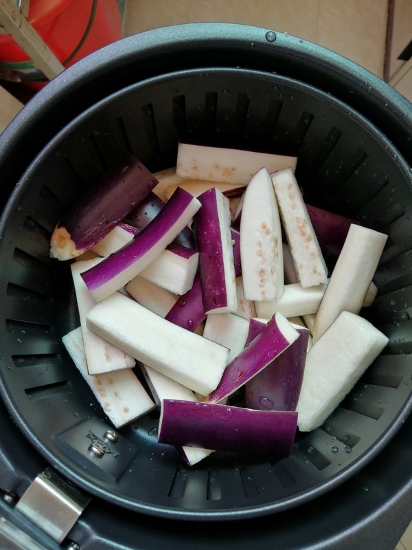 魚香茄子煲的做法-家常味煲菜譜-易網健康養生網 魚香茄子煲的做法-家常味煲菜譜