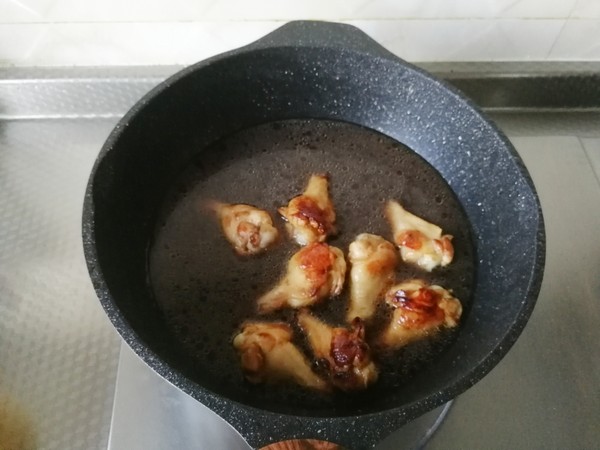 紅燒雞翅根的做法-咸鮮味燉菜譜