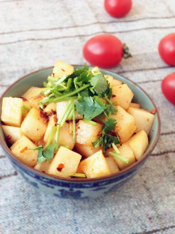 香辣蘿卜丁的做法-香辣味拌菜譜-易網健康養生網 香辣蘿卜丁的做法-香辣味拌菜譜