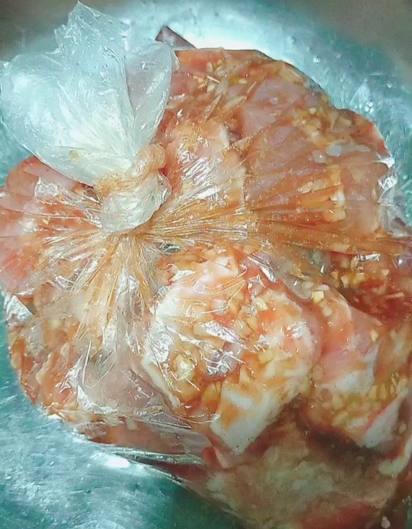 蒜蓉叉燒排骨的做法-醬香味烤菜譜