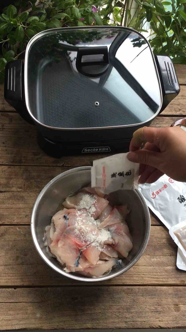 金蒜酸菜魚的做法-酸辣味煮菜譜