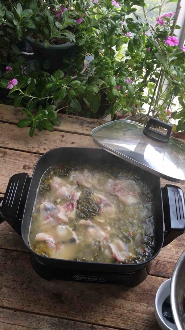 金蒜酸菜魚的做法-酸辣味煮菜譜