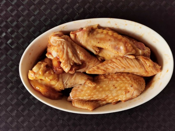 電飯鍋版鹽焗雞的做法-咸鮮味煮菜譜