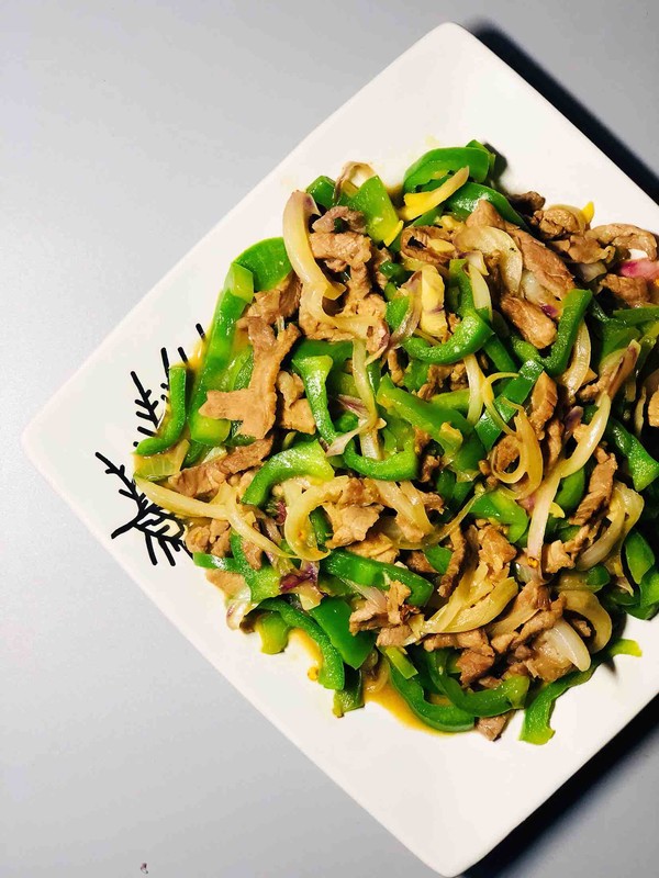 青椒炒牛肉的做法-香辣味炒菜譜-易網(wǎng)健康養(yǎng)生網(wǎng) 青椒炒牛肉的做法-香辣味炒菜譜