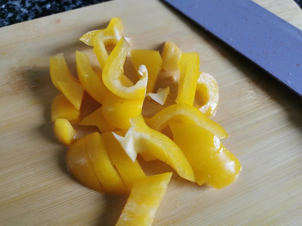 口蘑炒肉片的做法-酸辣味炒菜譜-易網(wǎng)健康養(yǎng)生網(wǎng) 口蘑炒肉片的做法-酸辣味炒菜譜