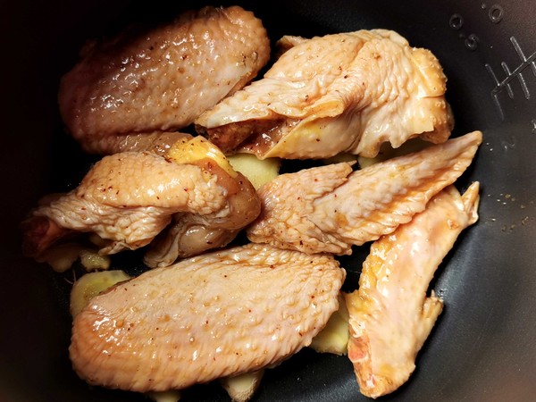 電飯鍋版鹽焗雞的做法-咸鮮味煮菜譜