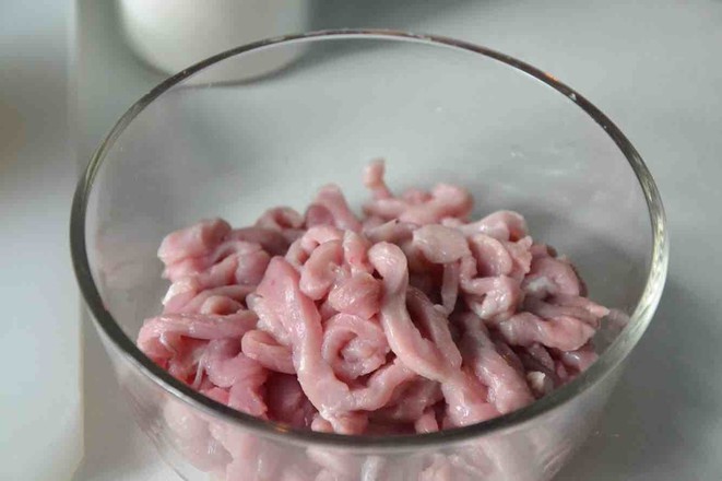 魚香肉絲的做法-家常味炒菜譜