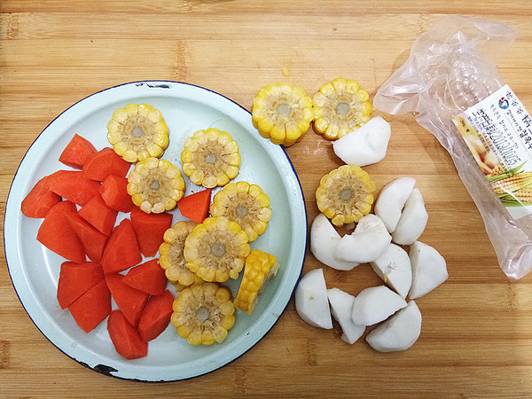 玉米荸薺排骨湯的做法-咸鮮味煲菜譜-易網健康養生網 玉米荸薺排骨湯的做法-咸鮮味煲菜譜