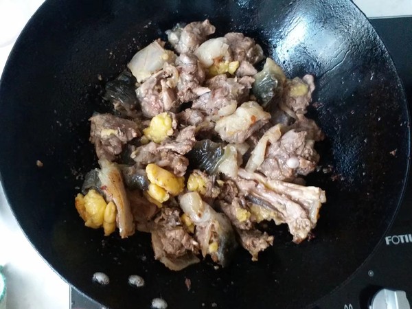 紅燒野生大王八的做法-咸鮮味燒菜譜-易網健康養生網 紅燒野生大王八的做法-咸鮮味燒菜譜