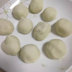 湖北武穴特色－自制Q彈土豆丸子的做法-家常味煮菜譜