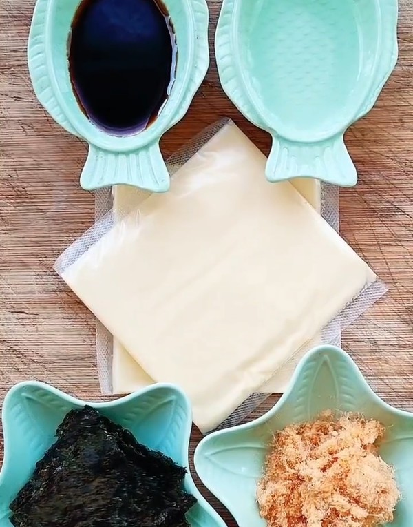 芝士豆腐的做法-其它口味蒸菜譜-易網(wǎng)健康養(yǎng)生網(wǎng) 芝士豆腐的做法-其它口味蒸菜譜