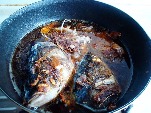 魚頭燉冬瓜的做法-魚香味燉菜譜