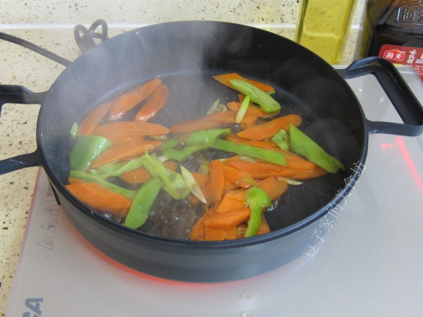 溜炒羊肝的做法-家常味炒菜譜