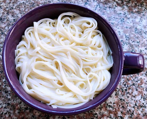 扇貝時蔬面的做法-咸鮮味煮菜譜-易網健康養生網 扇貝時蔬面的做法-咸鮮味煮菜譜