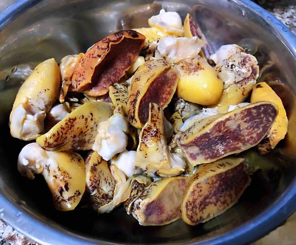 圓蔥拌假鮑魚的做法-酸辣味拌菜譜-易網<a href=http://www.jsjjzhkt.cn/ target=_blank class=infotextkey>健康養生</a>網 圓蔥拌假鮑魚的做法-酸辣味拌菜譜