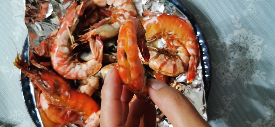 奧爾良黑虎蝦的做法-香辣味烘焙菜譜-易網健康養生網 奧爾良黑虎蝦的做法-香辣味烘焙菜譜