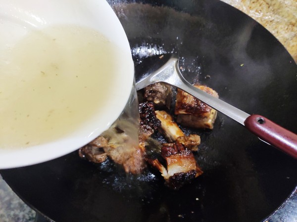 紅燒牛小排的做法-家常味燉菜譜-易網健康養生網 紅燒牛小排的做法-家常味燉菜譜