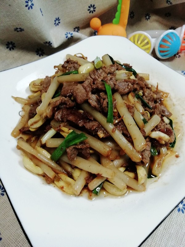 牛肉炒花生芽的做法-咸鮮味炒菜譜-易網(wǎng)健康養(yǎng)生網(wǎng) 牛肉炒花生芽的做法-咸鮮味炒菜譜