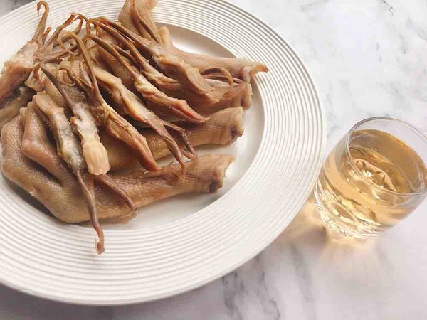 紅樓夢之糟鵝掌鴨信的做法-其它口味鹵菜譜